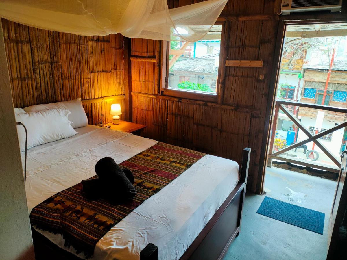 Munay Backpacker Hostel Монтаньита Экстерьер фото